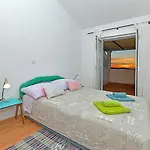 Apartment Biba Hvar *