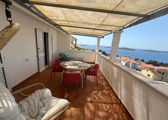 Biba Hvar Appartamento