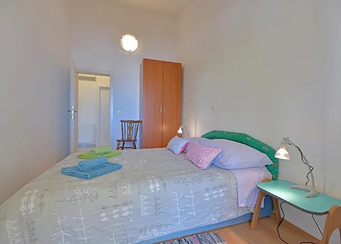 Biba Hvar Apartamento *